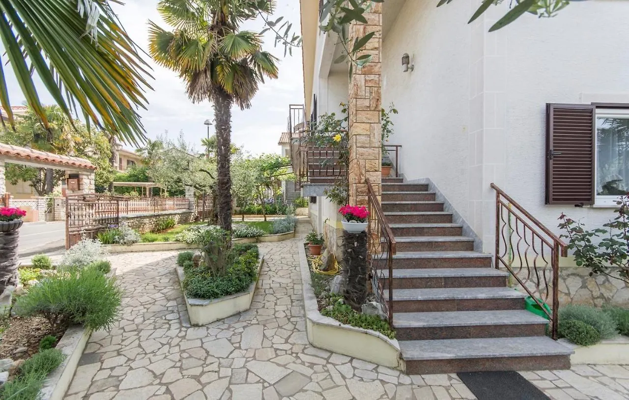 Guest house Apartments Emili Porec